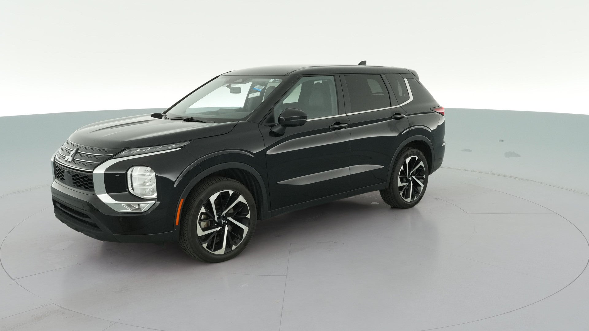 2024 Mitsubishi Outlander vehicle photo