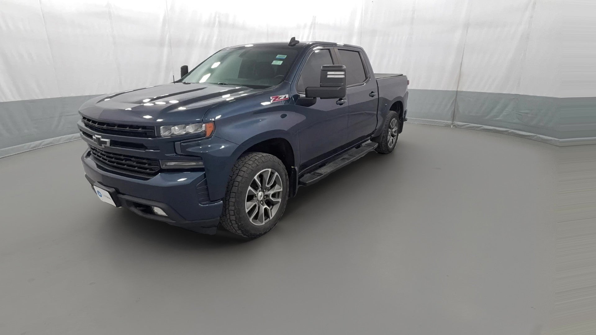 2020 Chevrolet Silverado 1500 Crew Cab vehicle photo