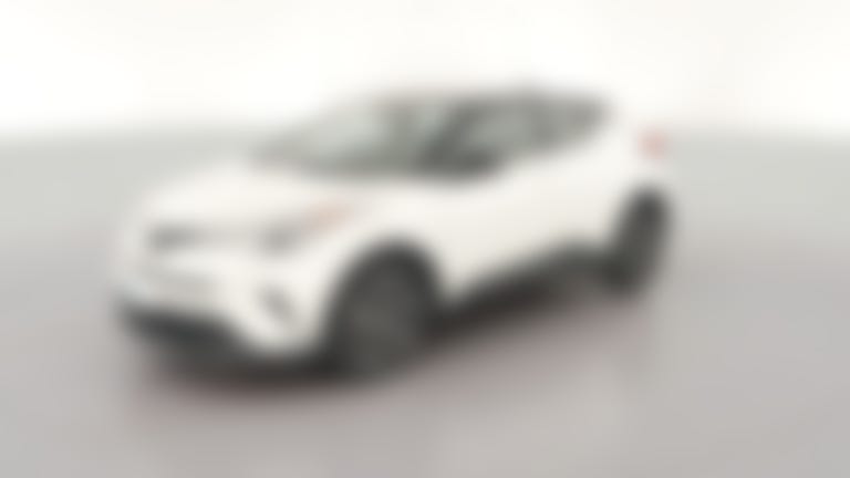 2019 Toyota C-HR vehicle photo