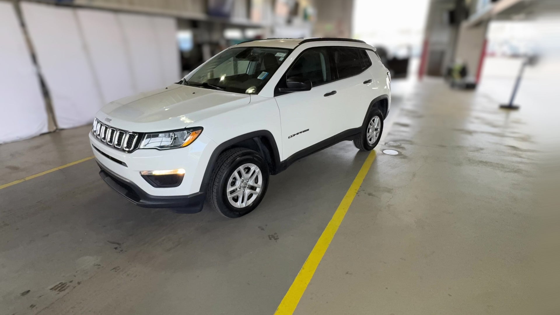 2018 Jeep Compass vehicle photo