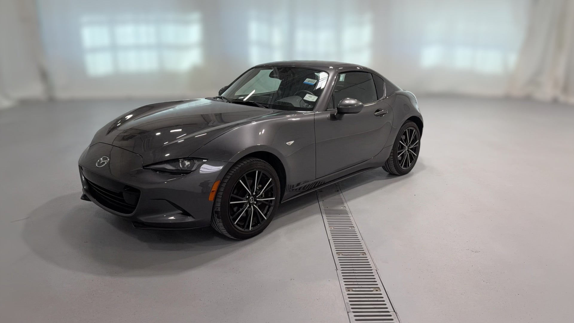2025 MAZDA MX-5 Miata RF vehicle photo
