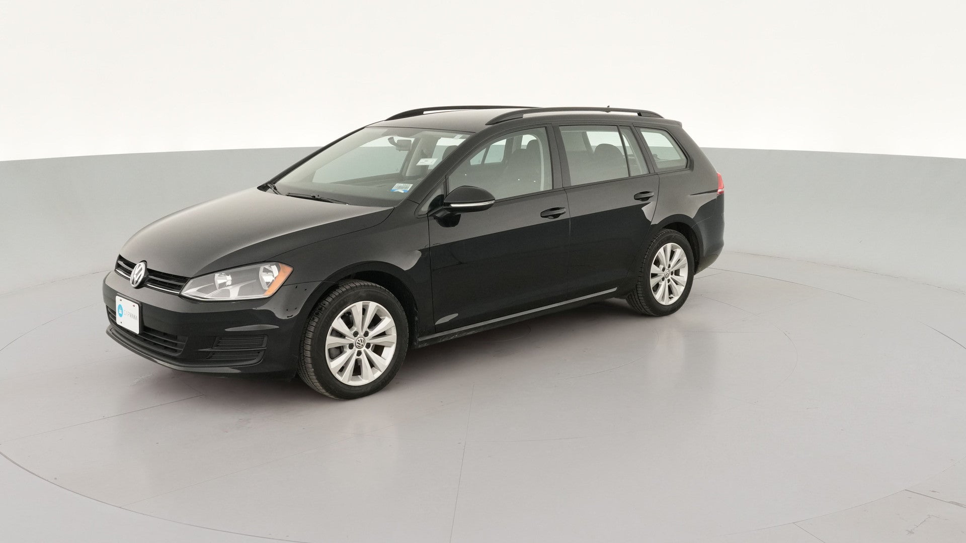 2017 Volkswagen Golf SportWagen vehicle photo