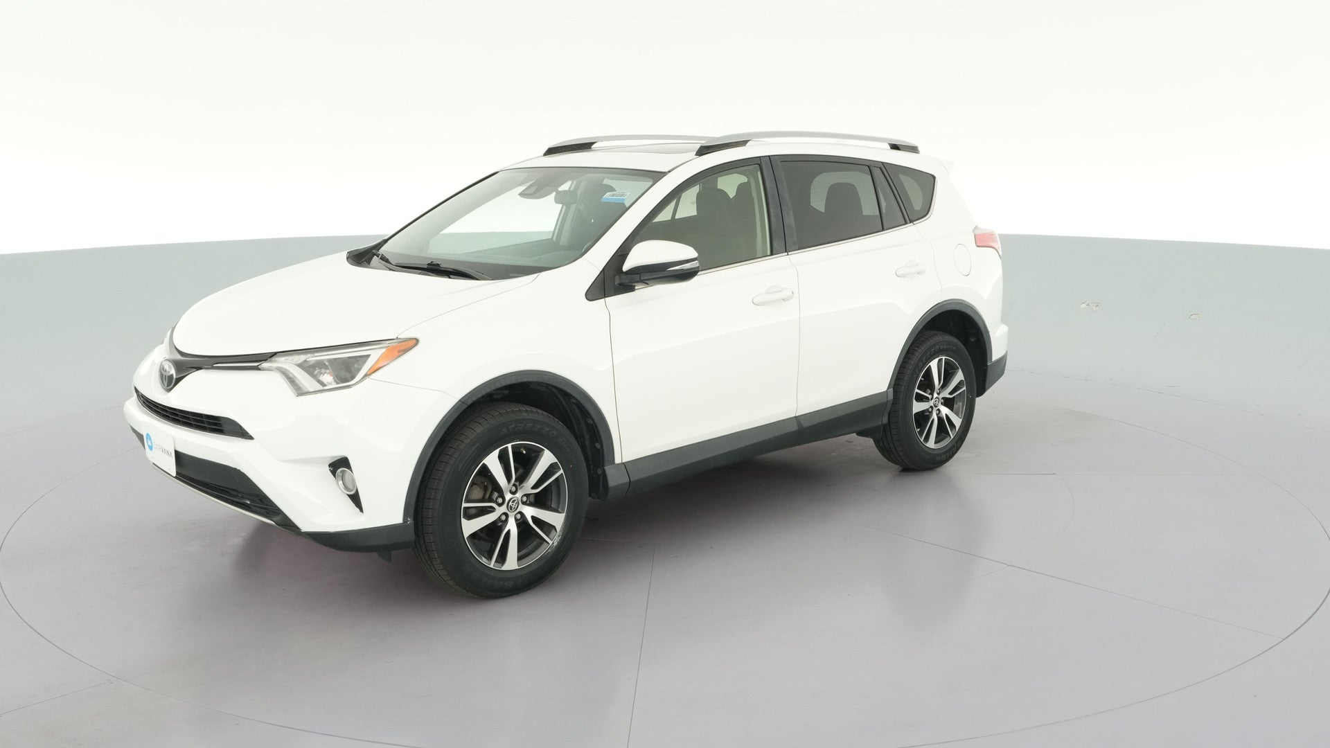 2018 Toyota RAV4 vehicle photo