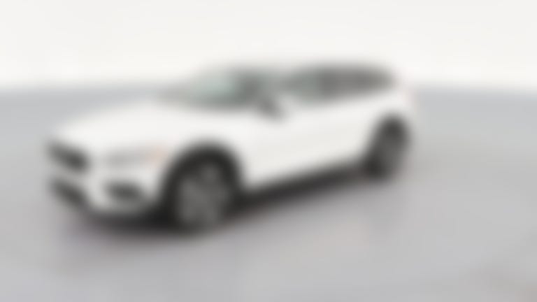 2025 Volvo V60 vehicle photo