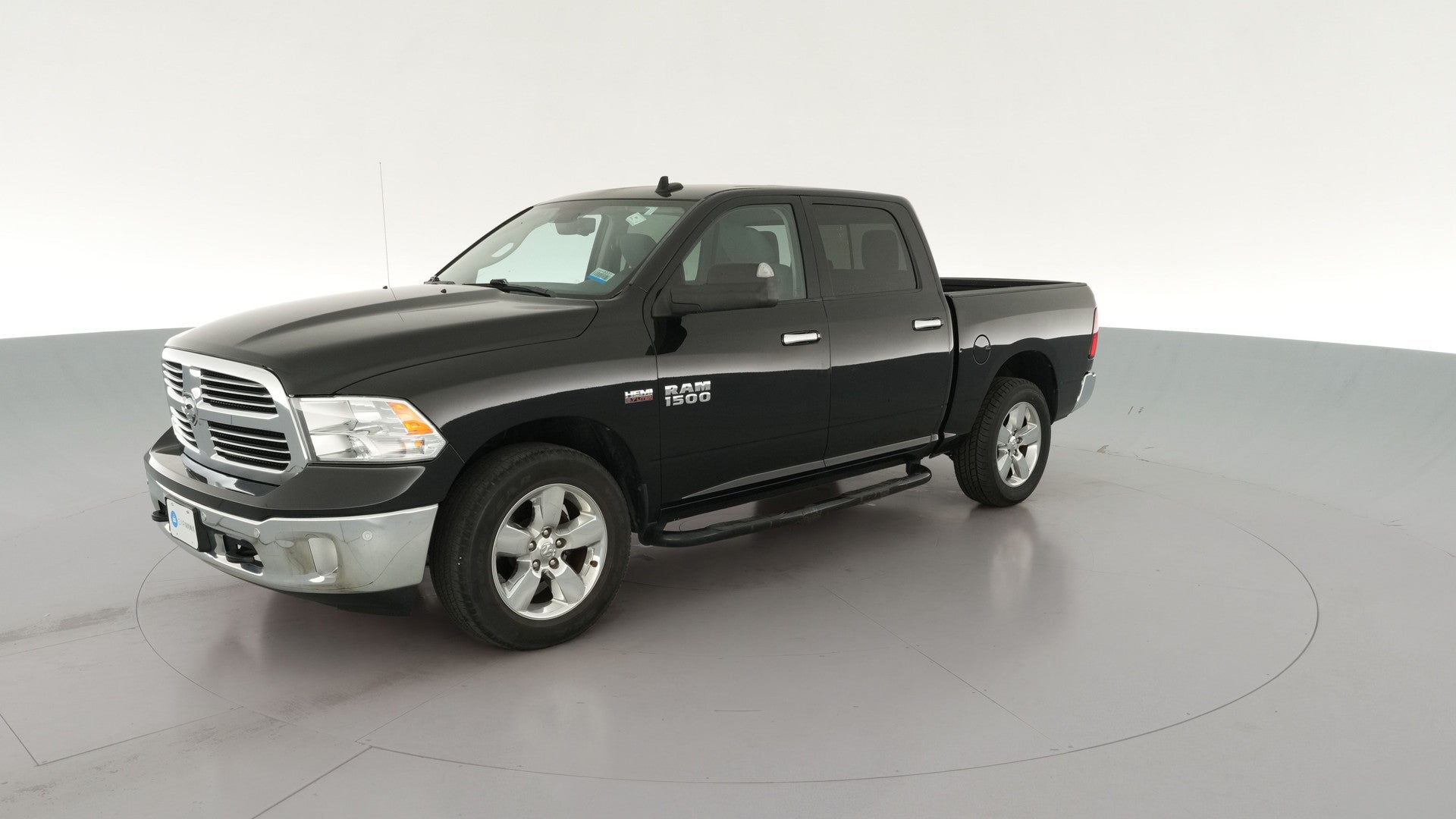 2017 Ram 1500 Crew Cab vehicle photo