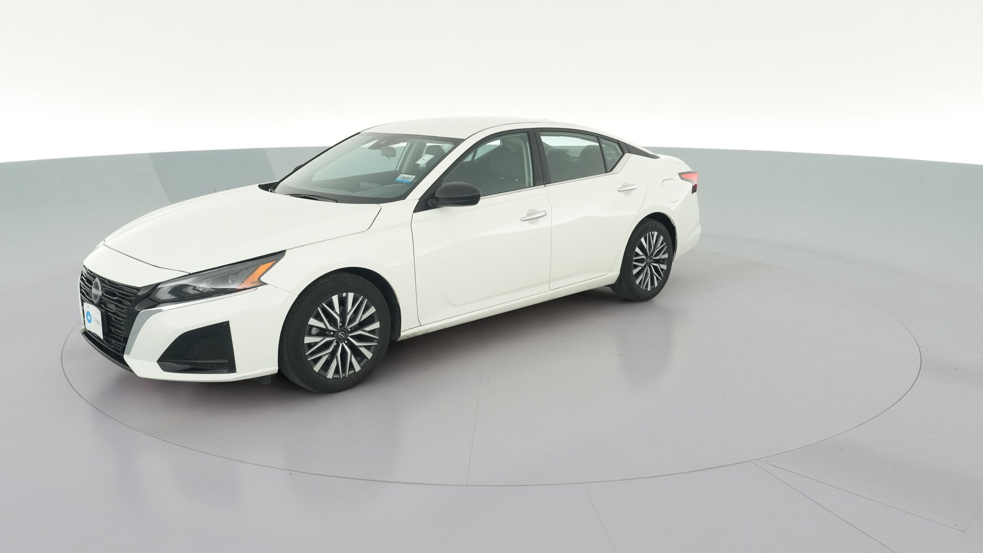 2025 Nissan Altima vehicle photo
