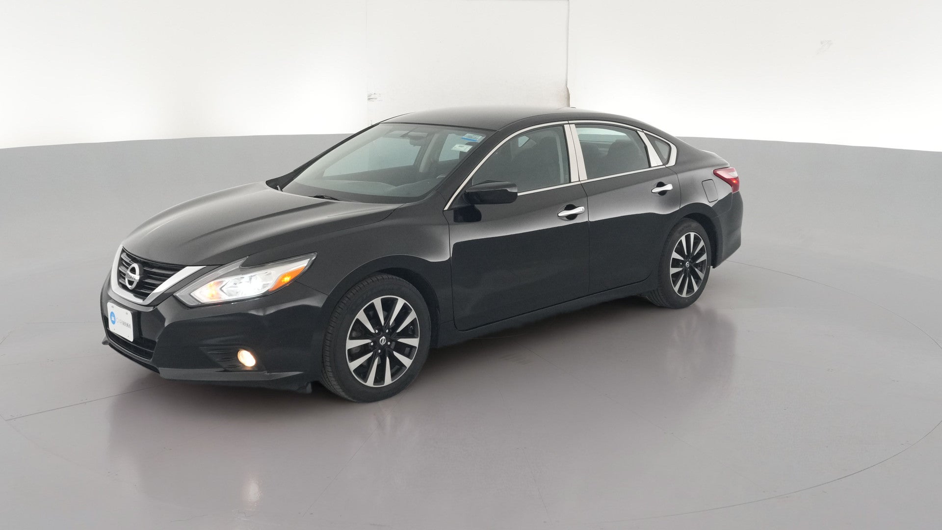 2018 Nissan Altima vehicle photo