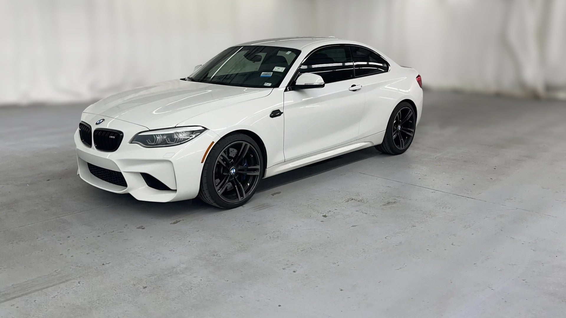 2018 BMW M2 vehicle photo