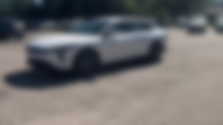 2025 Kia K4 vehicle photo