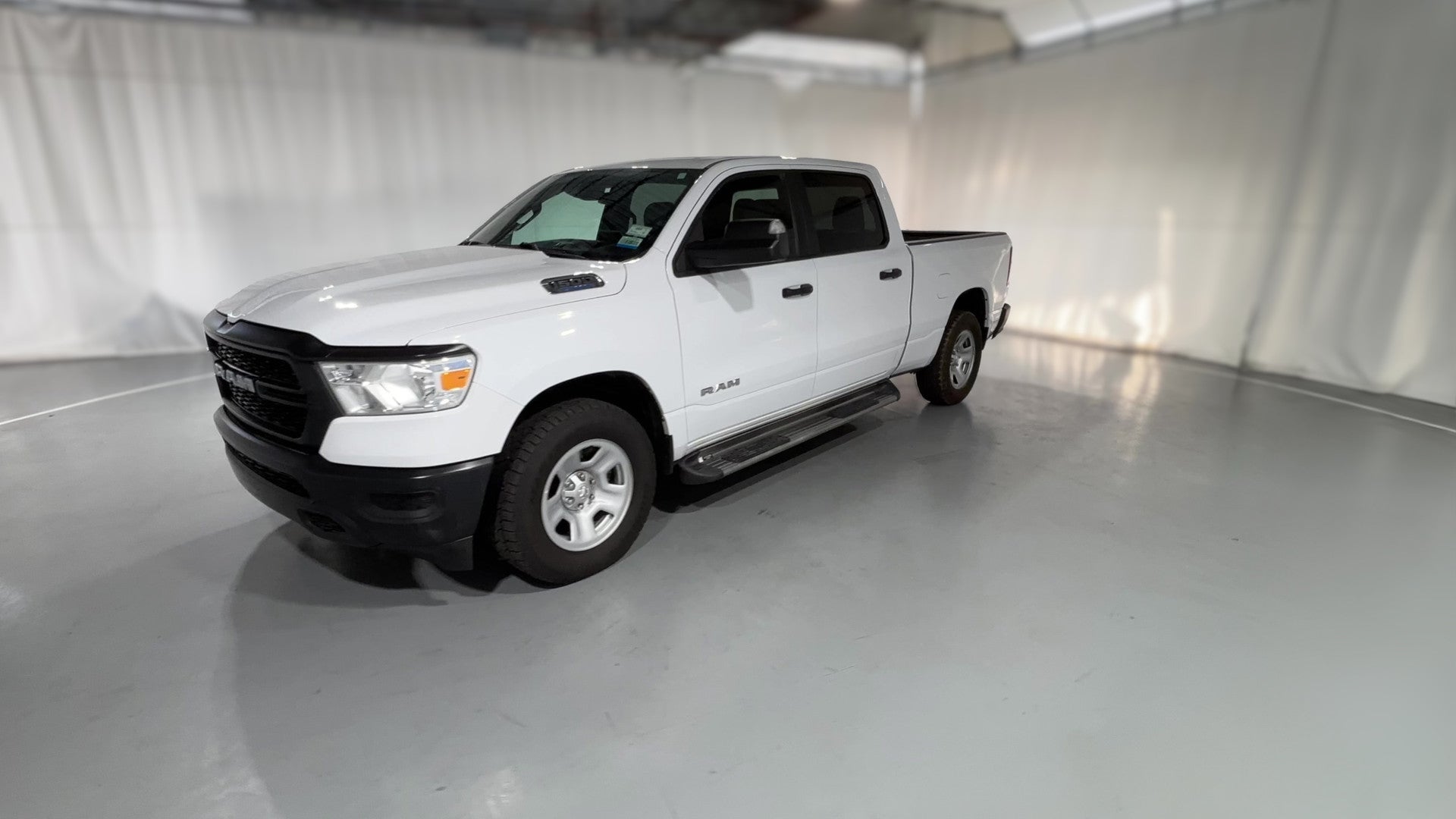 2022 Ram 1500 Crew Cab vehicle photo