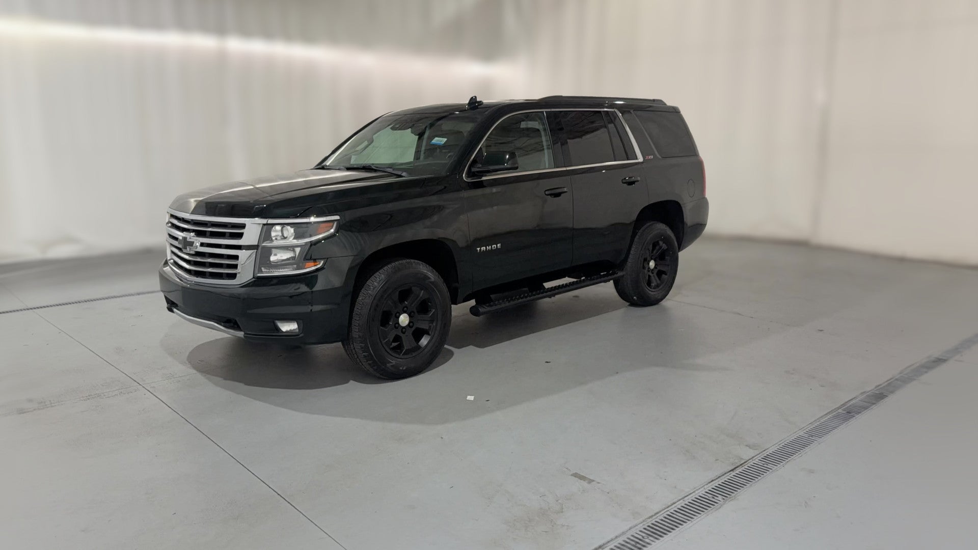 2016 Chevrolet Tahoe vehicle photo