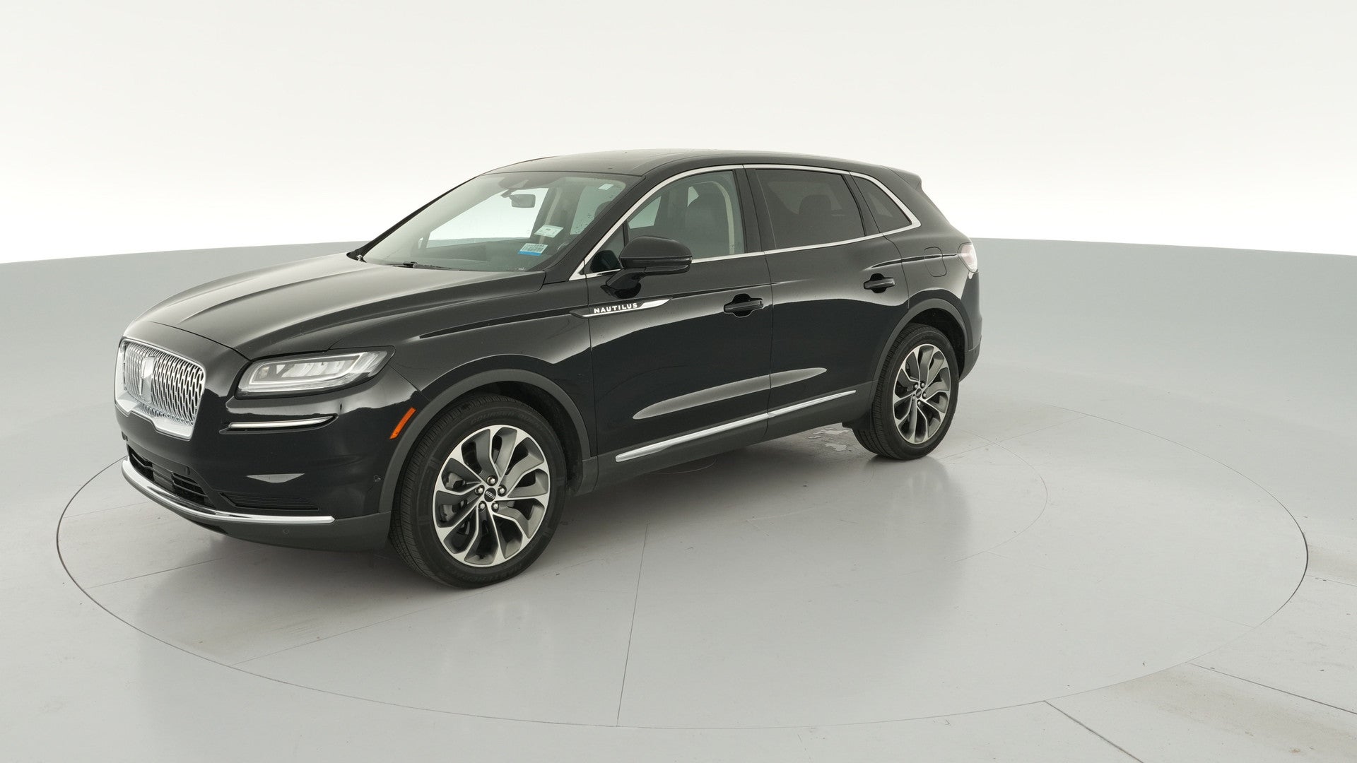 2022 Lincoln Nautilus vehicle photo