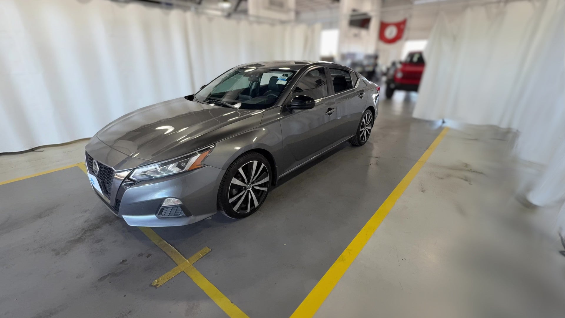 2021 Nissan Altima vehicle photo