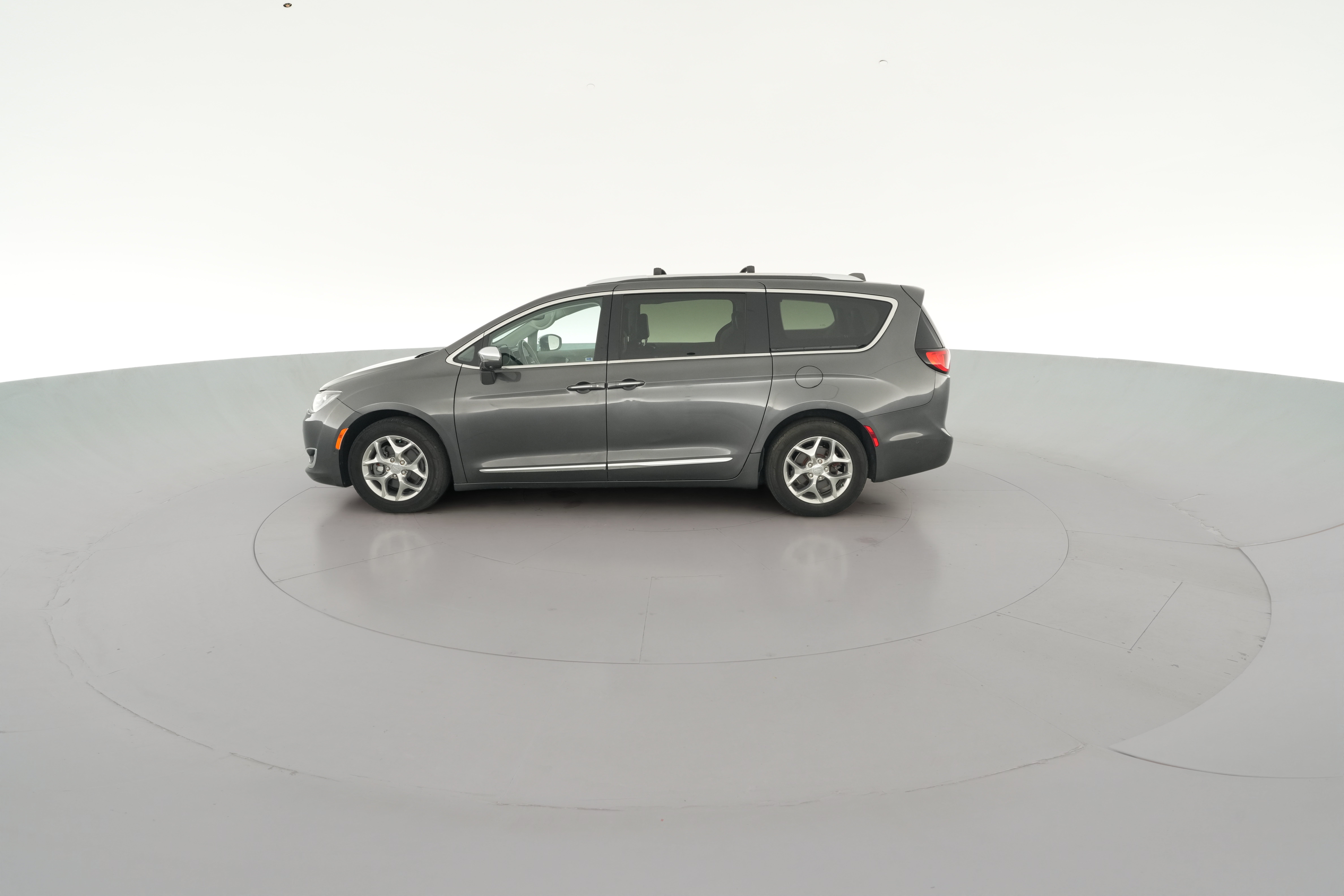 2019 Chrysler Pacifica Limited - Photo 34