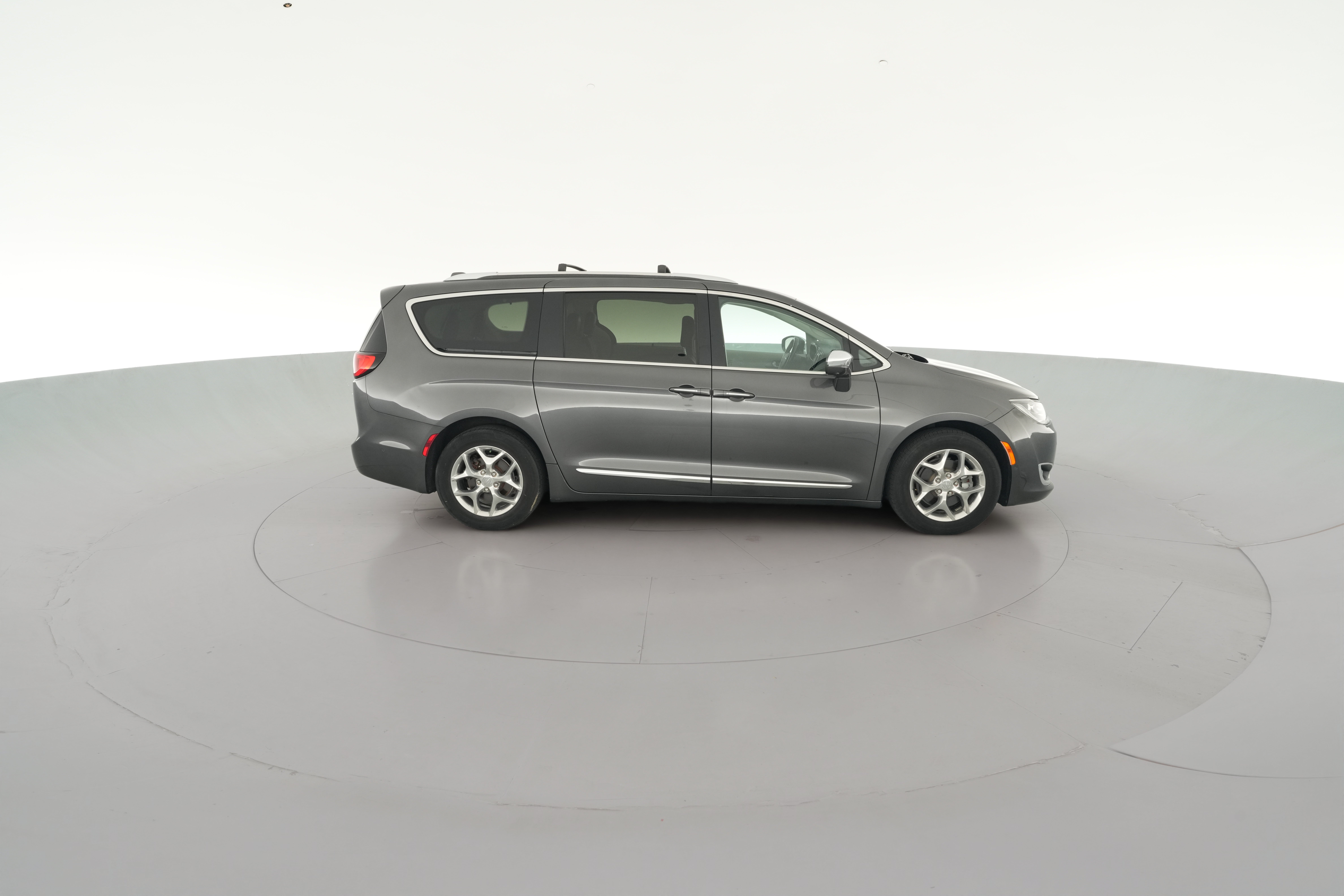 2019 Chrysler Pacifica Limited - Photo 42