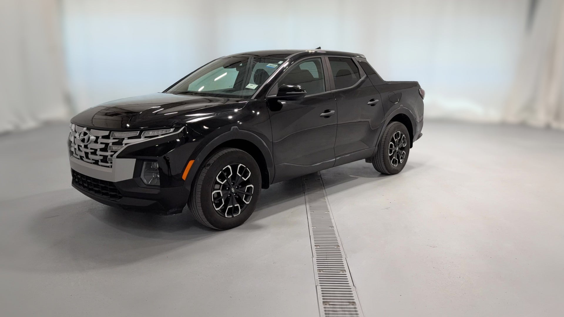 2024 Hyundai Santa Cruz vehicle photo
