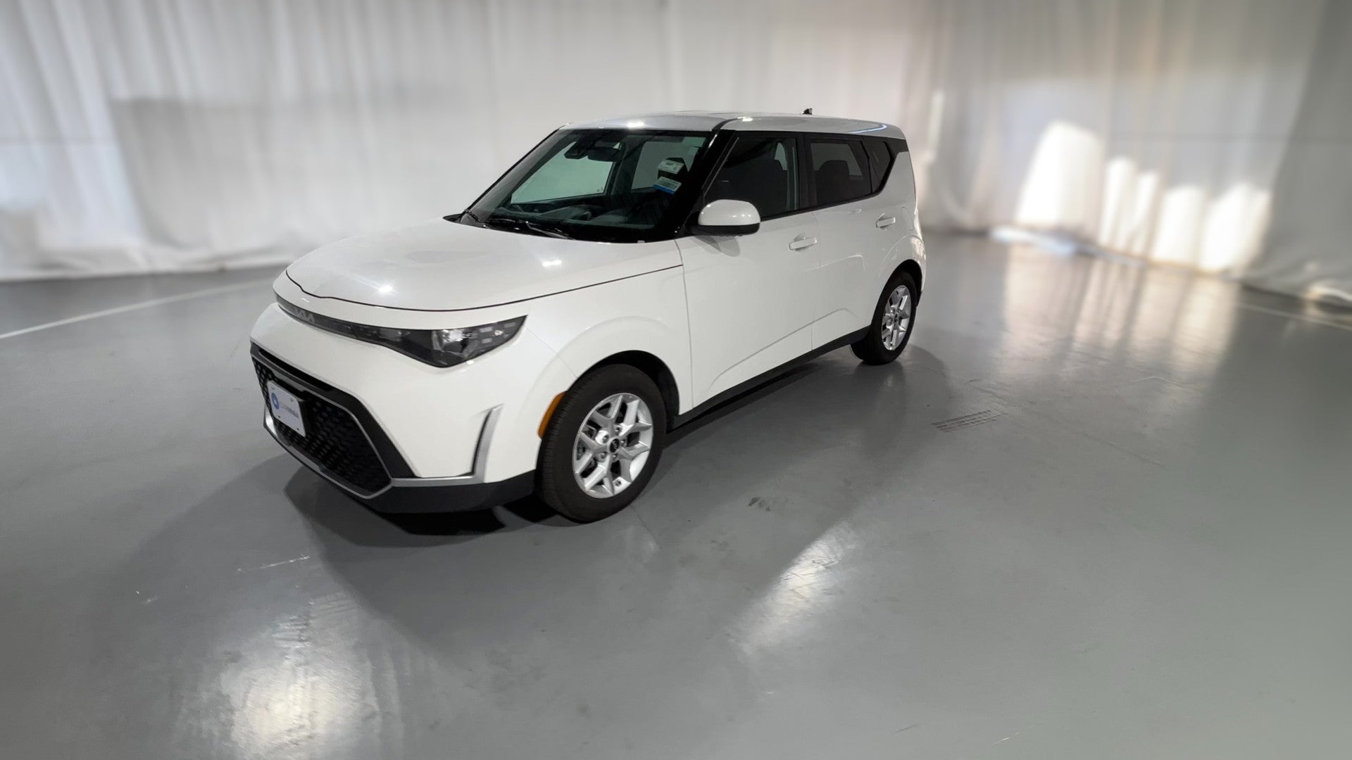 2025 Kia Soul vehicle photo