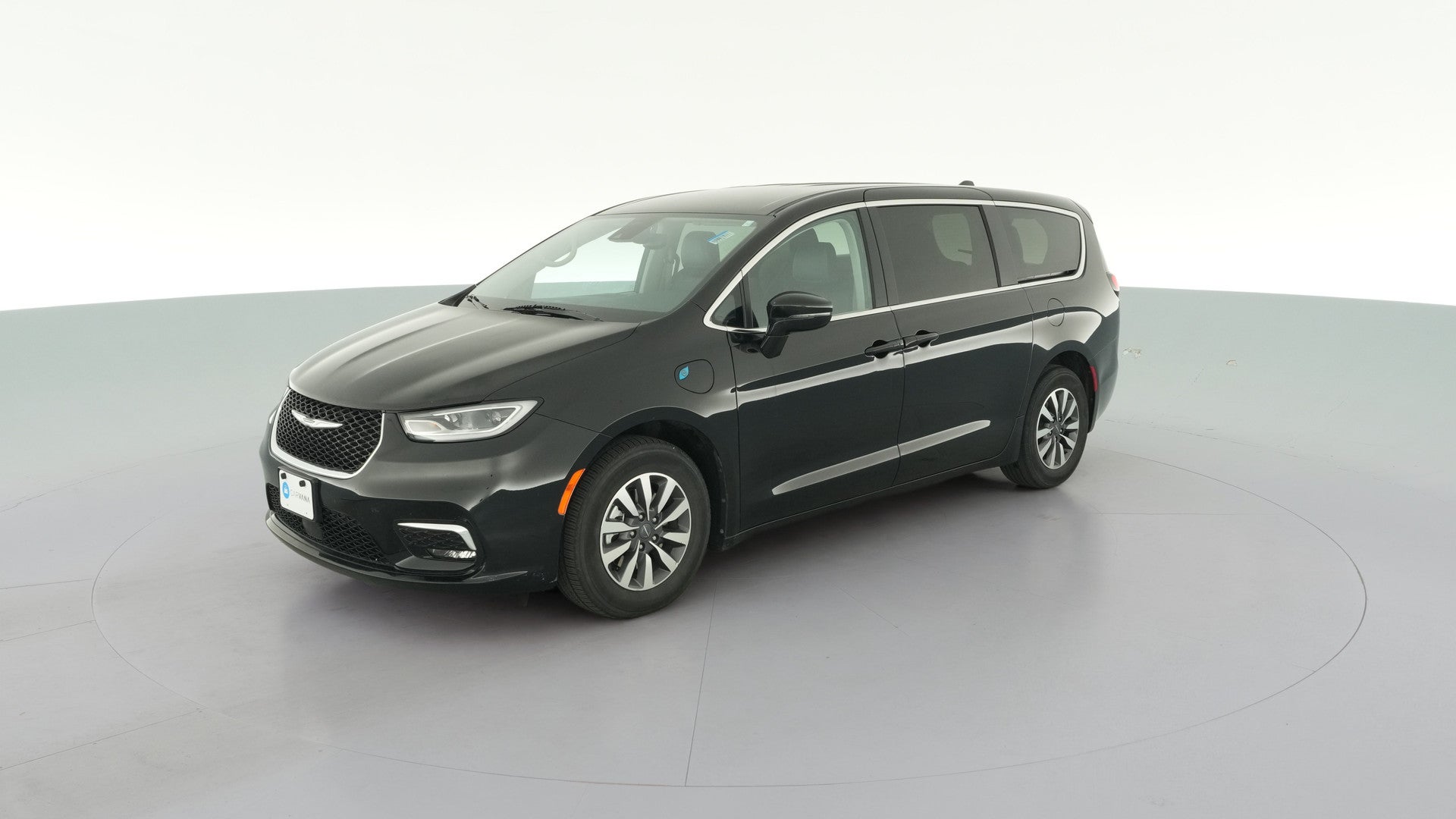 2024 Chrysler Pacifica Hybrid vehicle photo