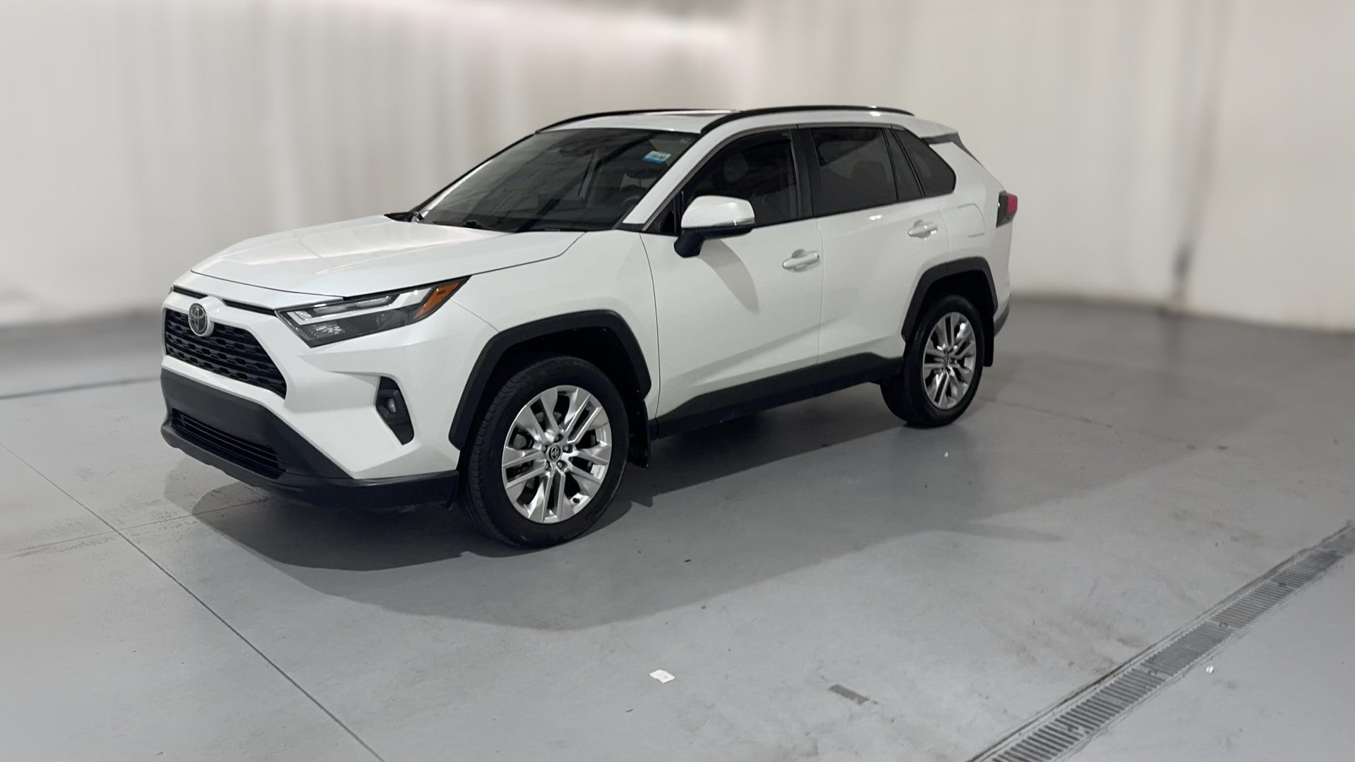 2023 Toyota RAV4 vehicle photo