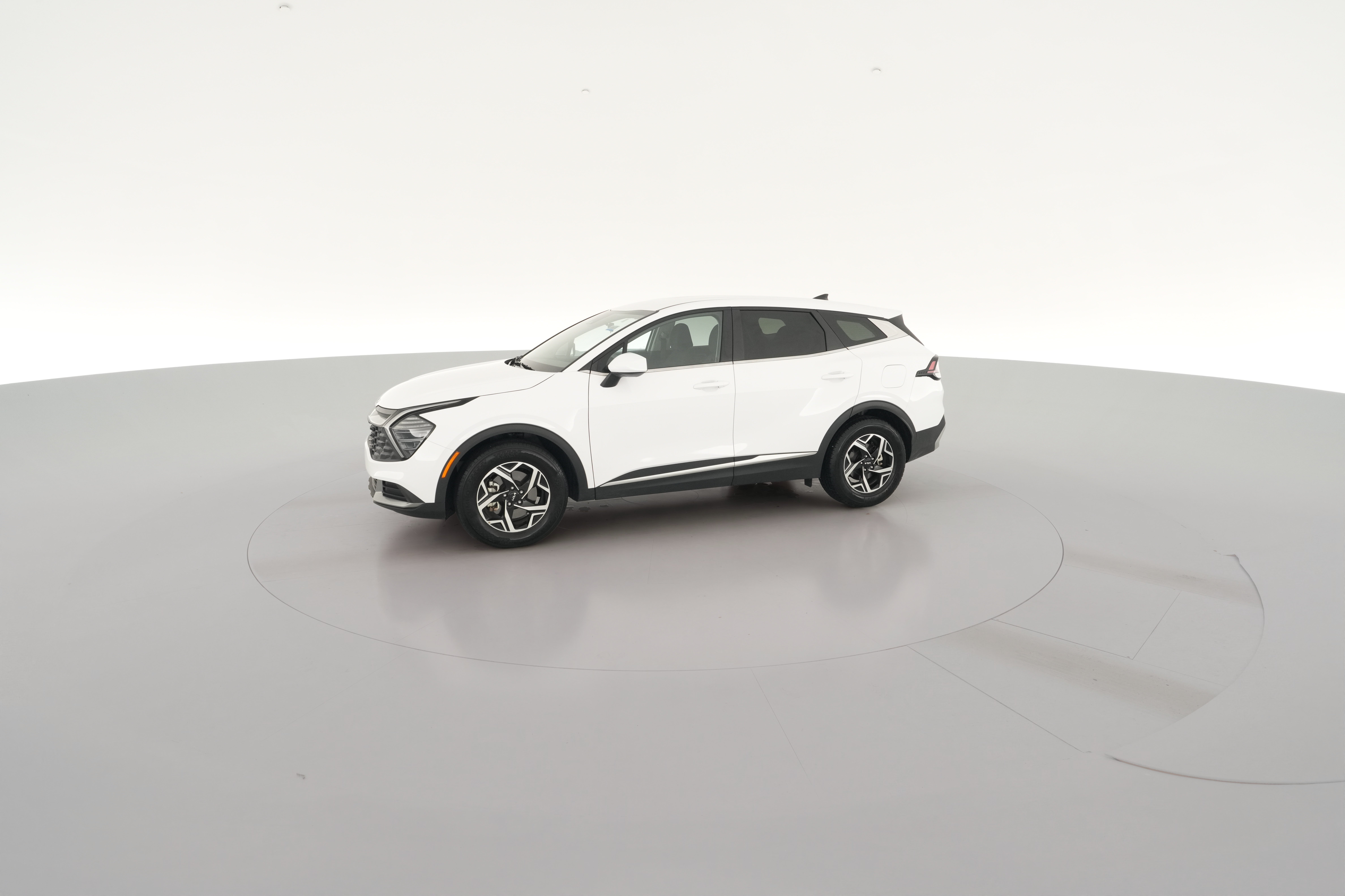 2025 Kia Sportage LX - Photo 24