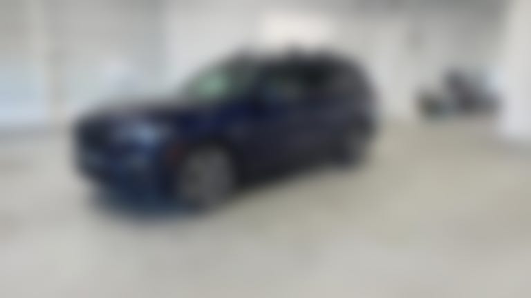 2021 BMW X7 vehicle photo