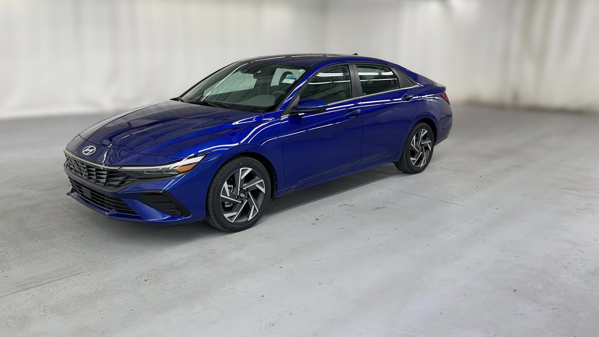 2025 Hyundai Elantra vehicle photo
