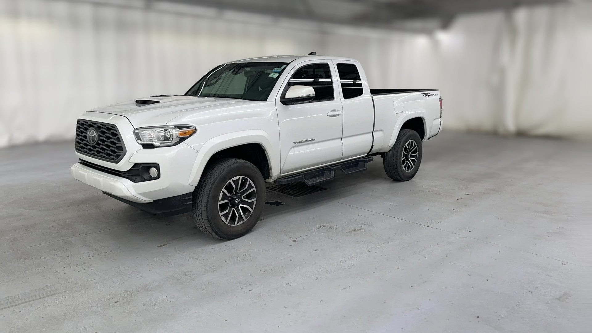 2022 Toyota Tacoma Access Cab vehicle photo