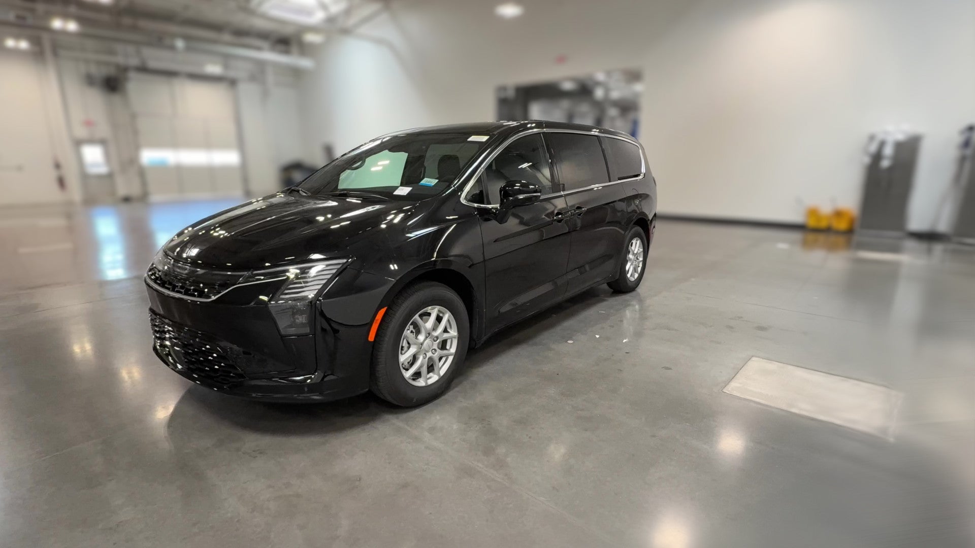 2027 Chrysler Pacifica vehicle photo