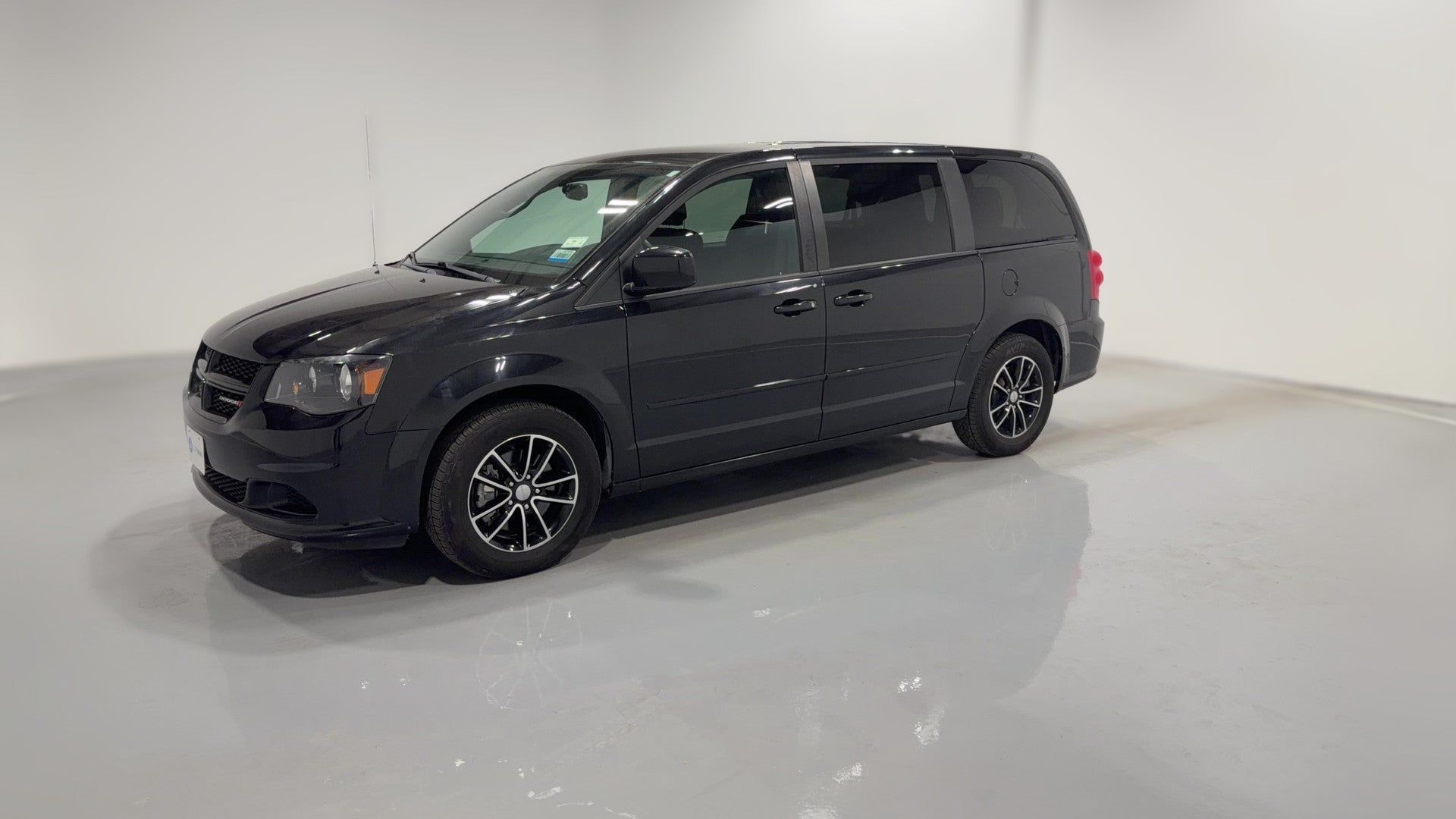 2016 Dodge Grand Caravan Passenger vehicle photo