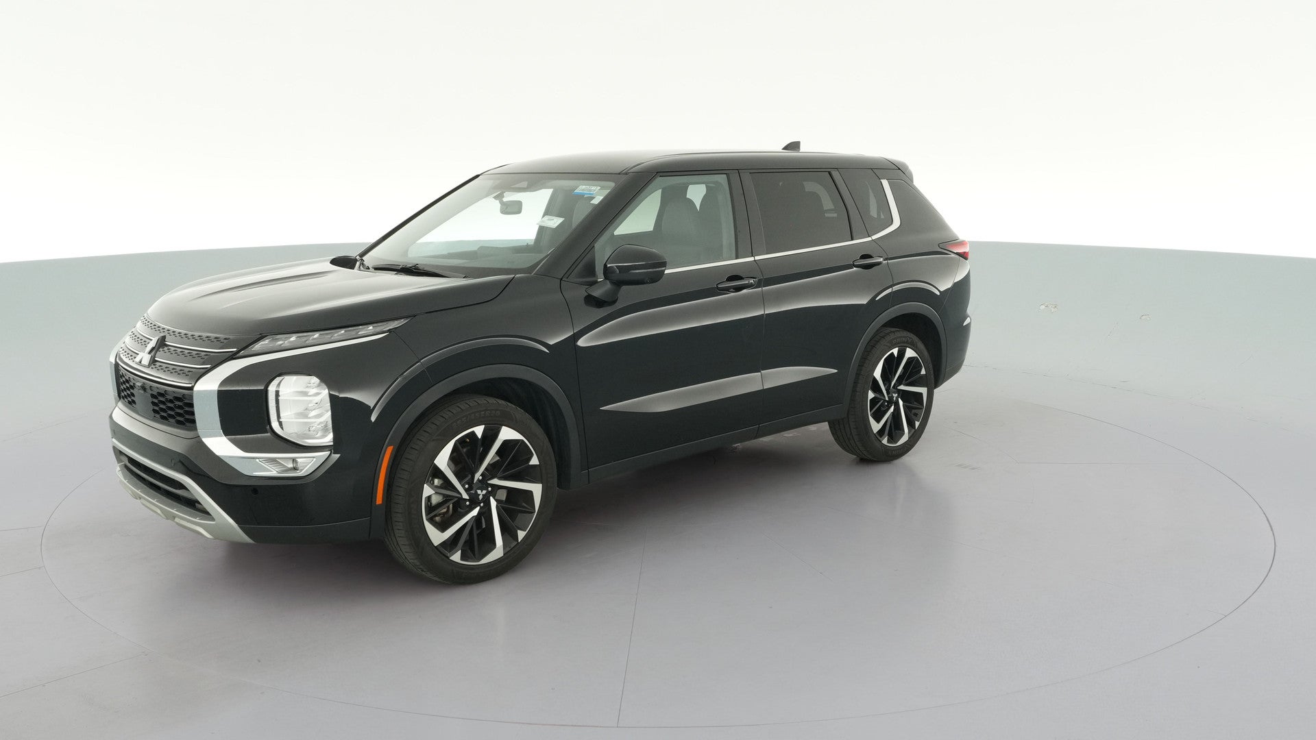 2024 Mitsubishi Outlander vehicle photo