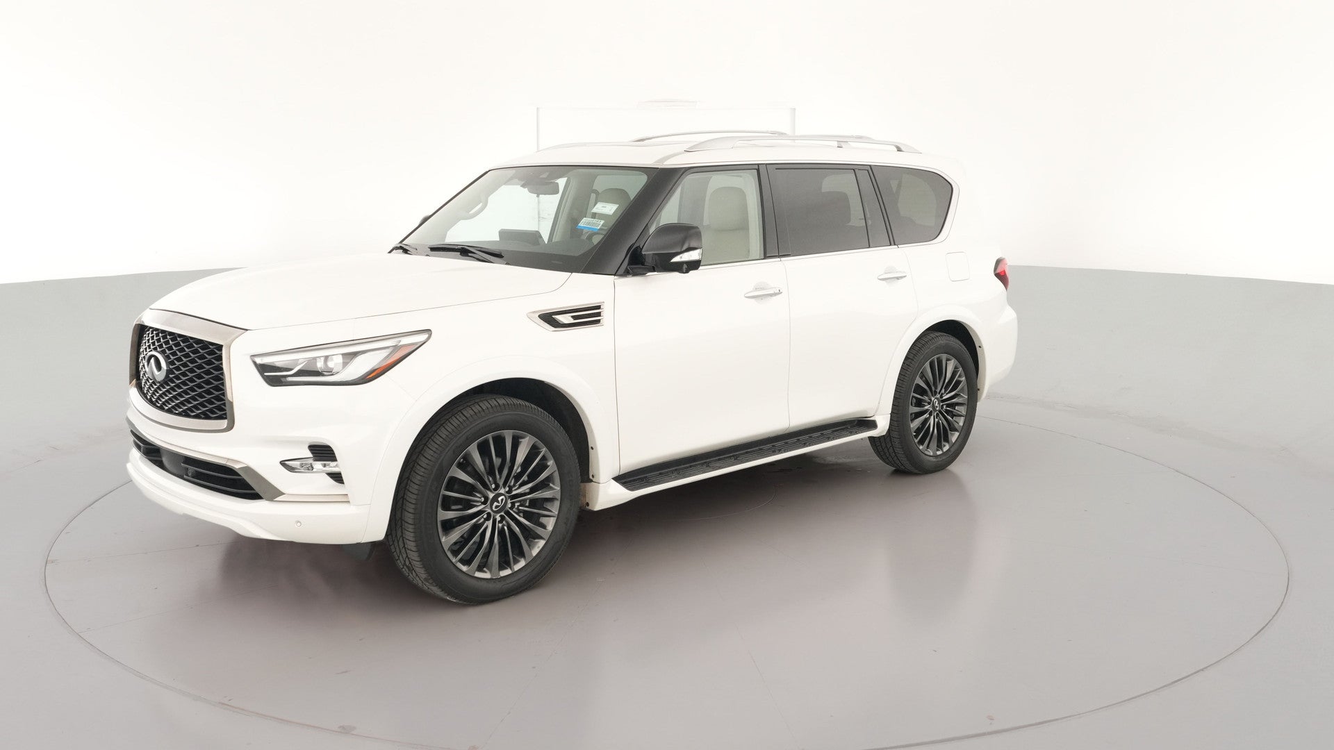 2024 INFINITI QX80 vehicle photo