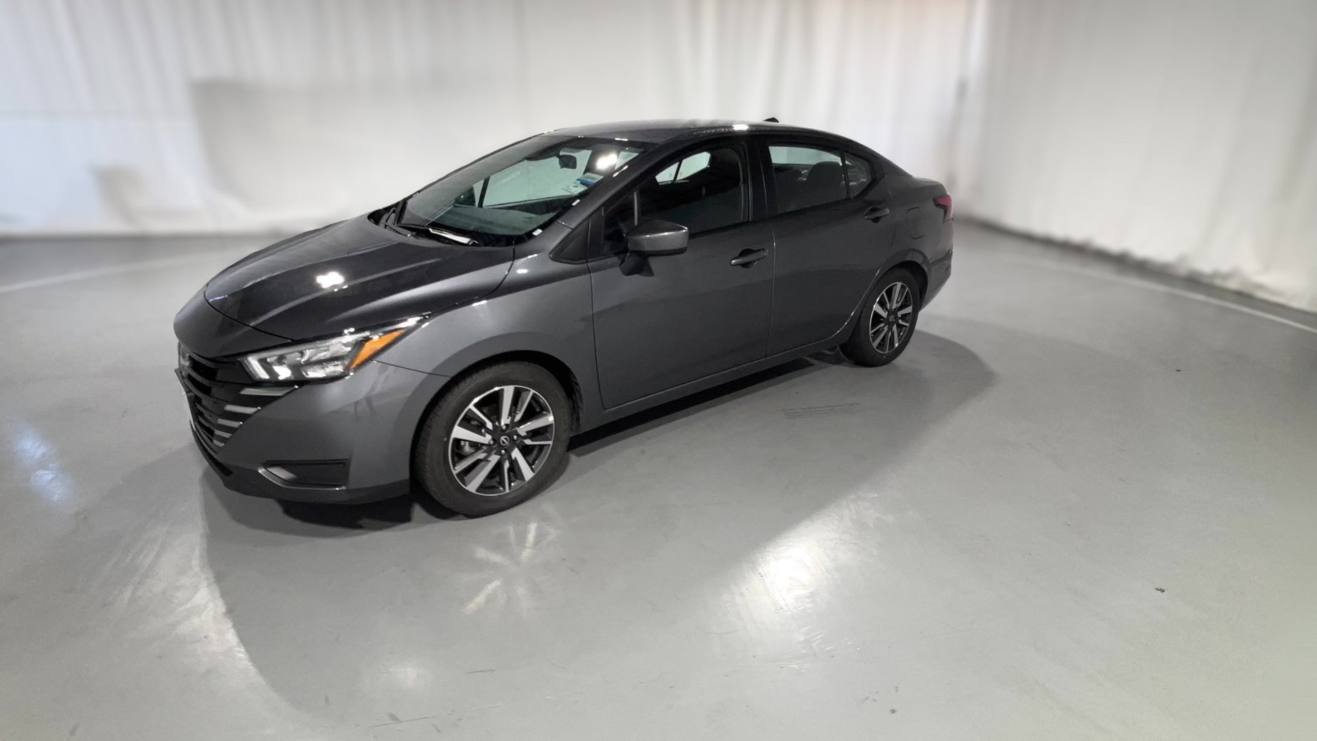 2025 Nissan Versa vehicle photo