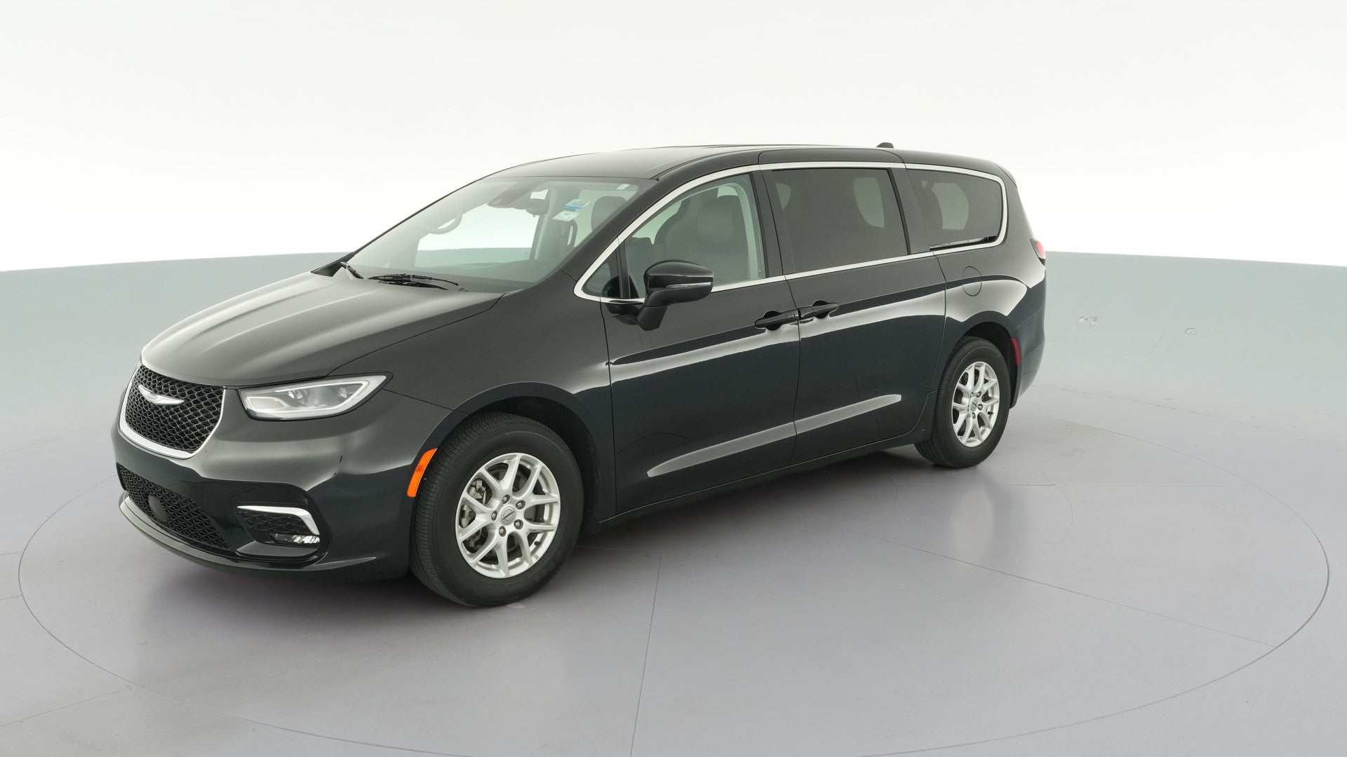 2023 Chrysler Pacifica vehicle photo