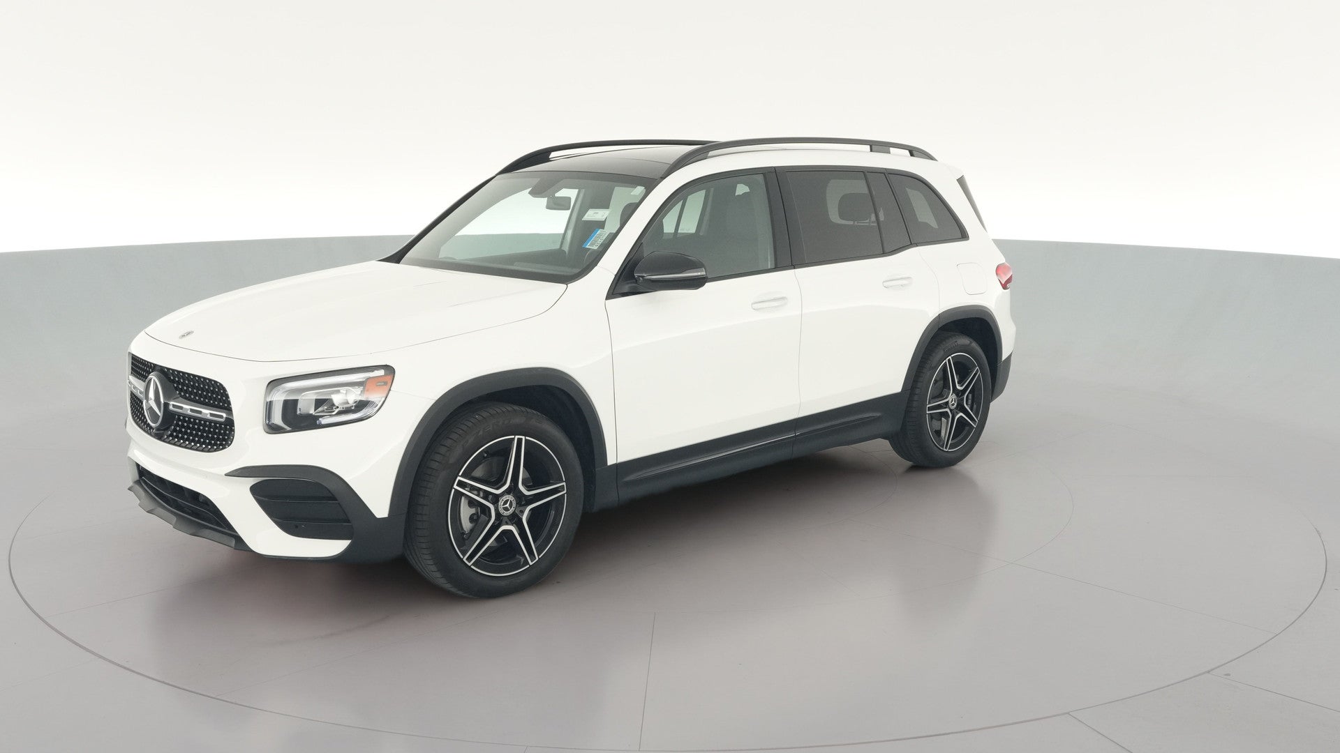 2023 Mercedes-Benz GLB vehicle photo
