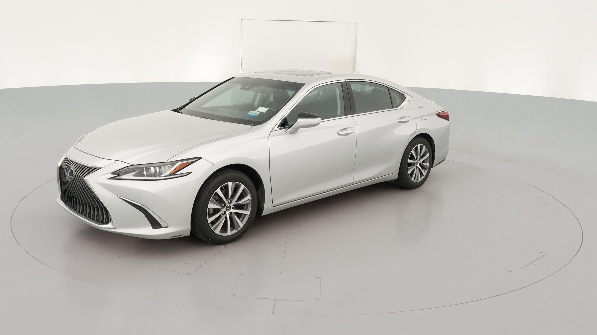 2021 Lexus ES vehicle photo