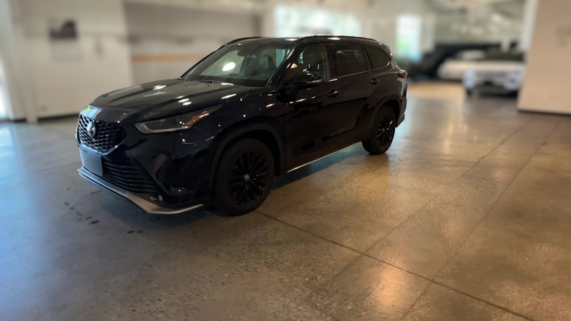 2025 Toyota Highlander vehicle photo