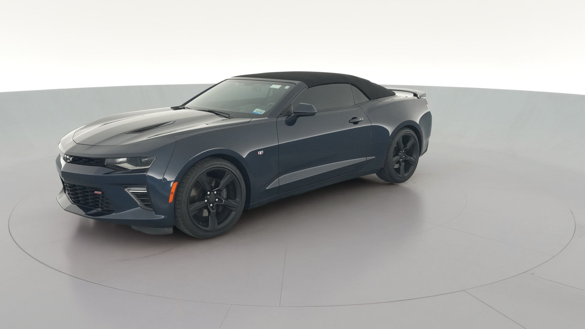 2016 Chevrolet Camaro vehicle photo