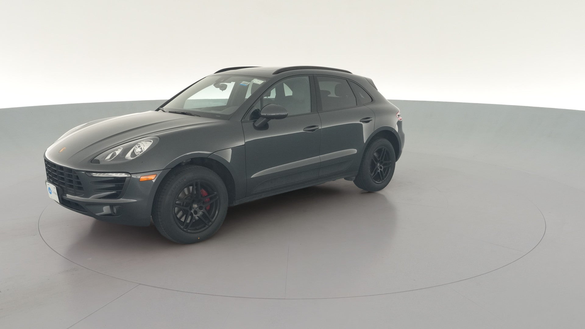 2017 Porsche Macan vehicle photo