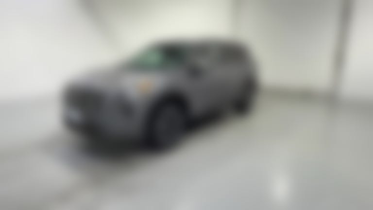2025 Nissan Rogue vehicle photo