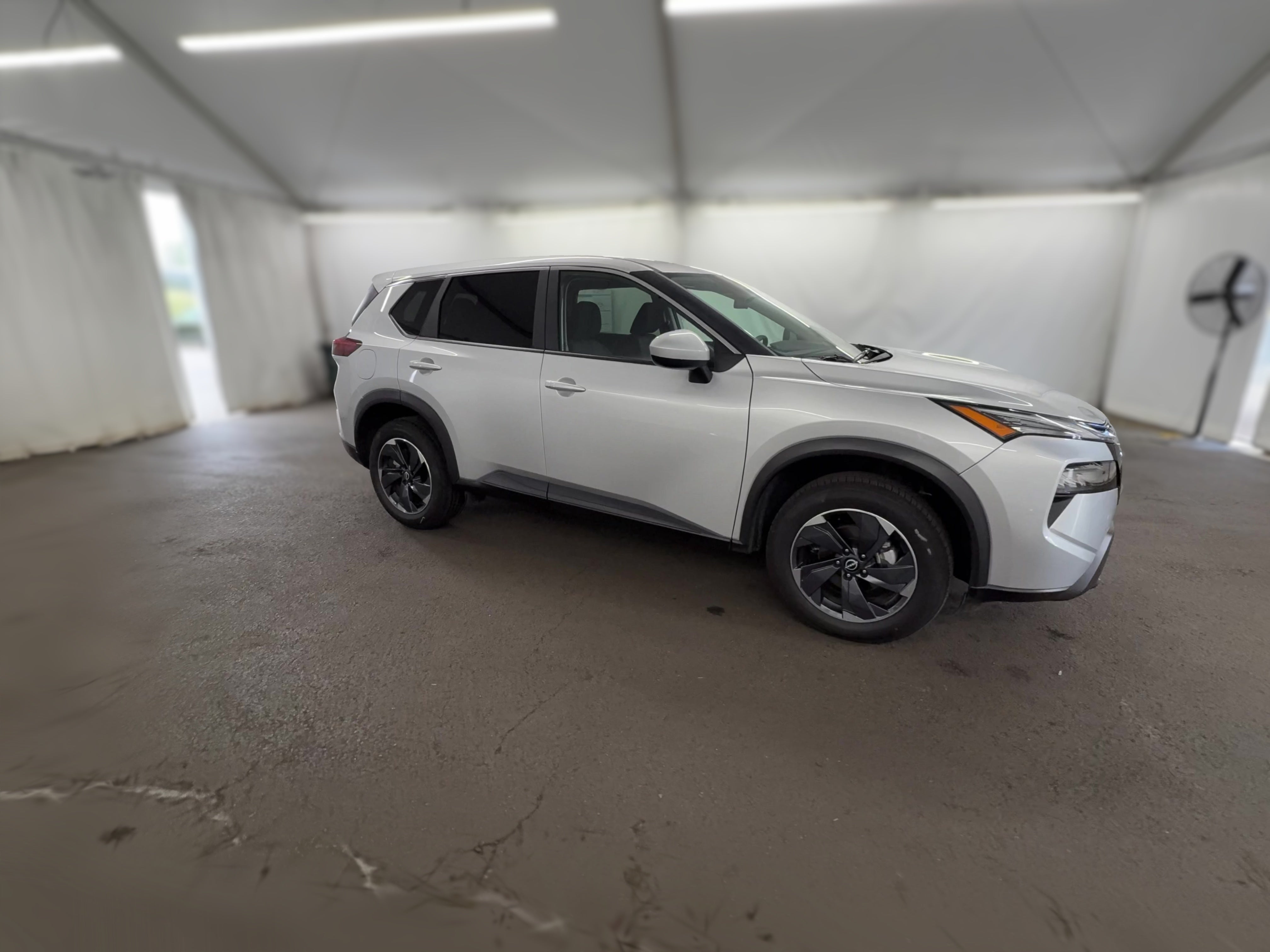 2025 Nissan Rogue SV - Photo 38