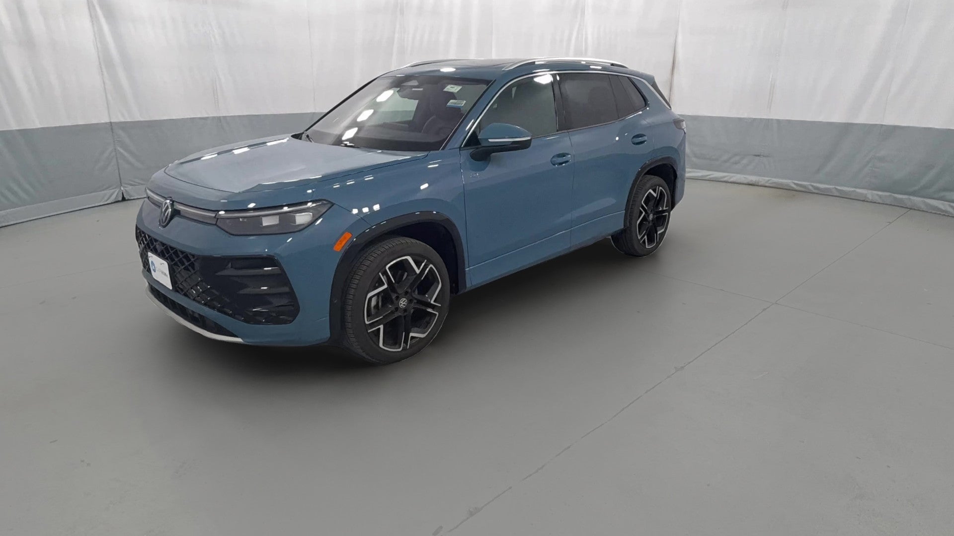 2025 Volkswagen Tiguan vehicle photo