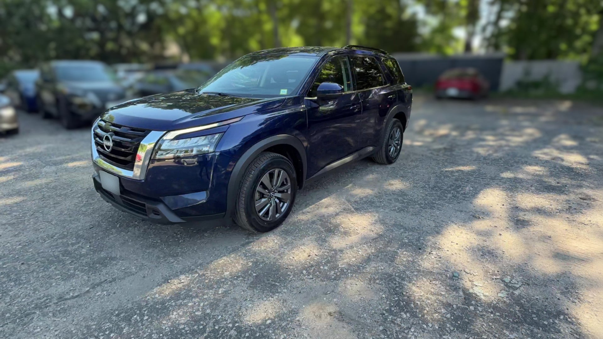 2025 Nissan Pathfinder vehicle photo