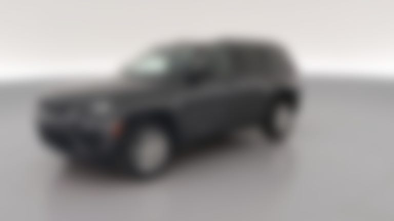 2024 Jeep Grand Cherokee vehicle photo