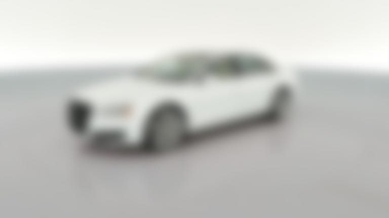 2013 Audi A8 vehicle photo