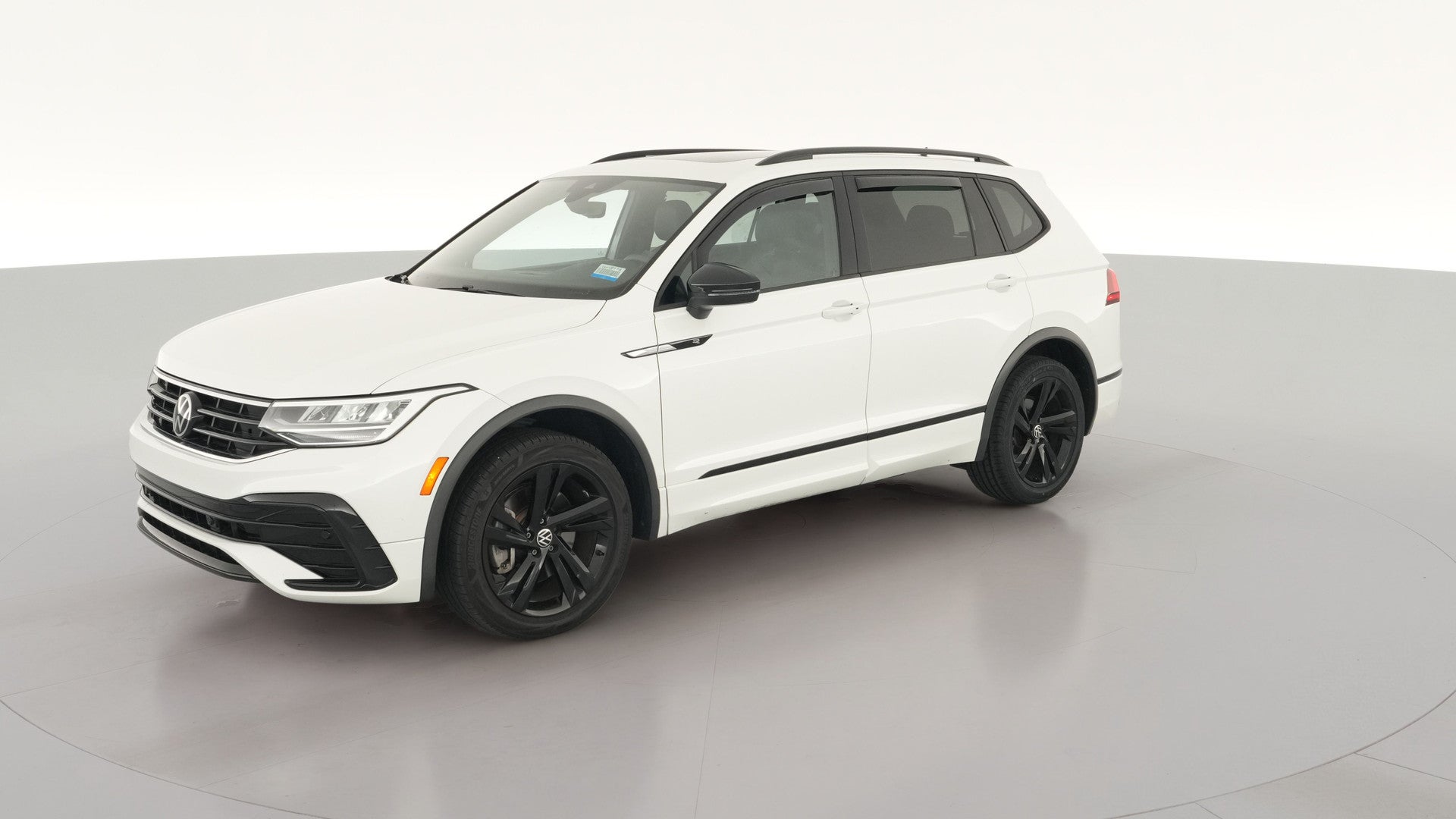 2023 Volkswagen Tiguan vehicle photo
