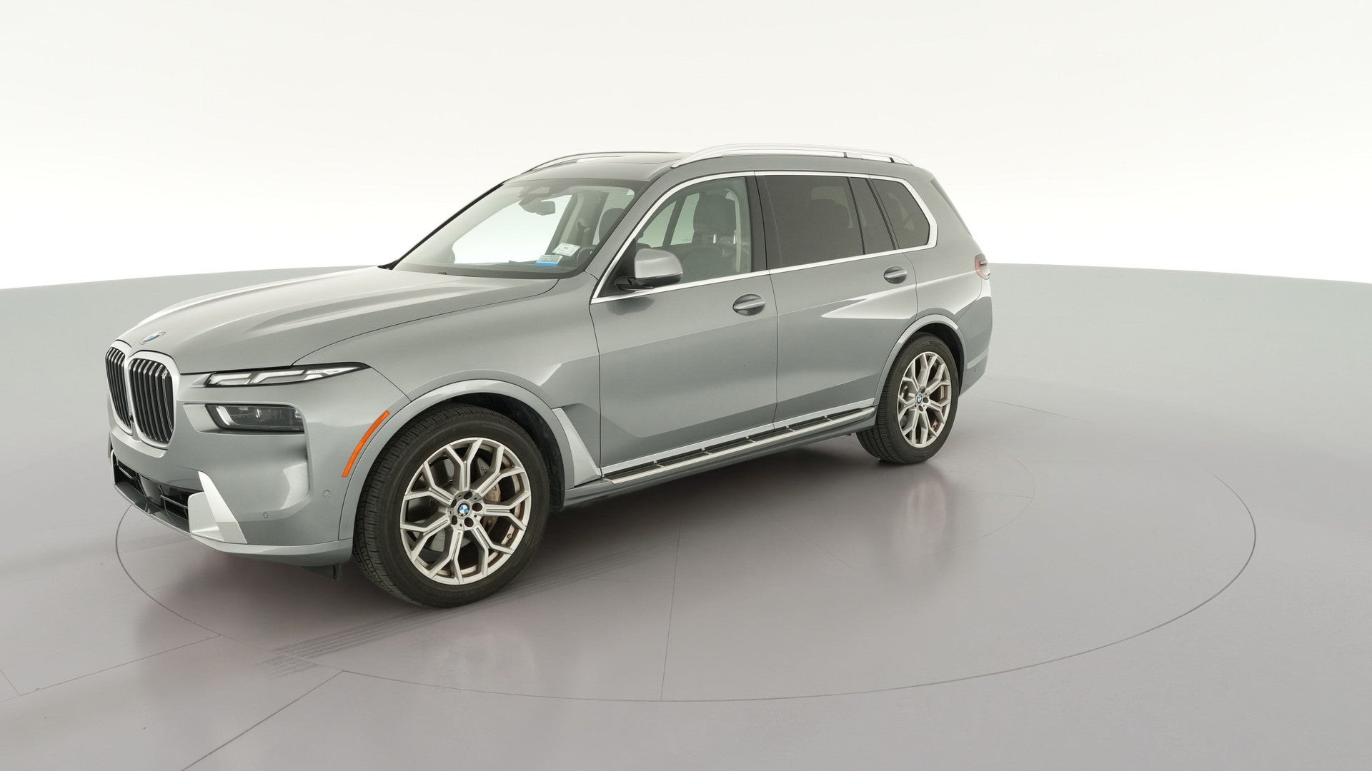 2025 BMW X7 vehicle photo