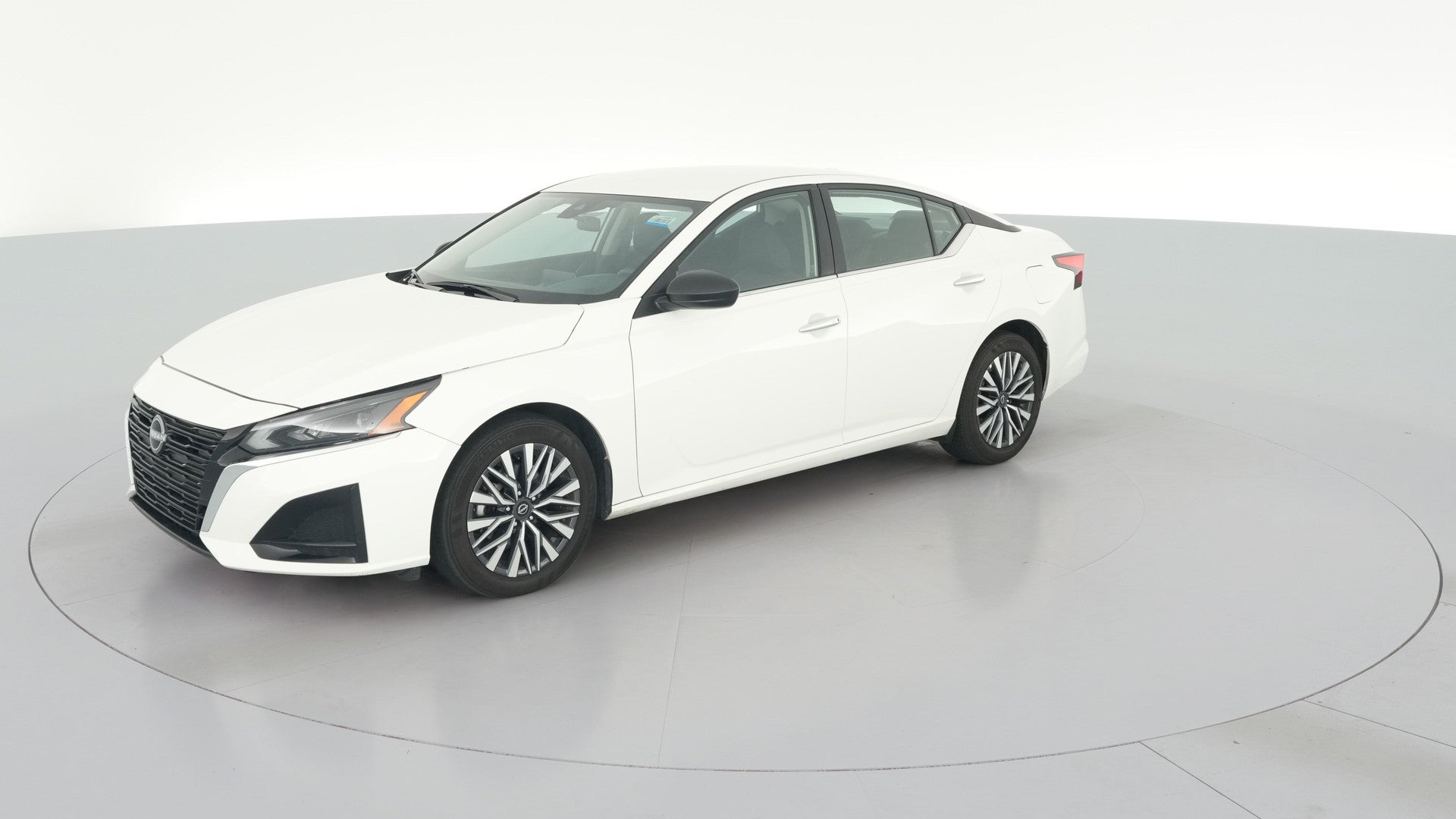 2025 Nissan Altima vehicle photo