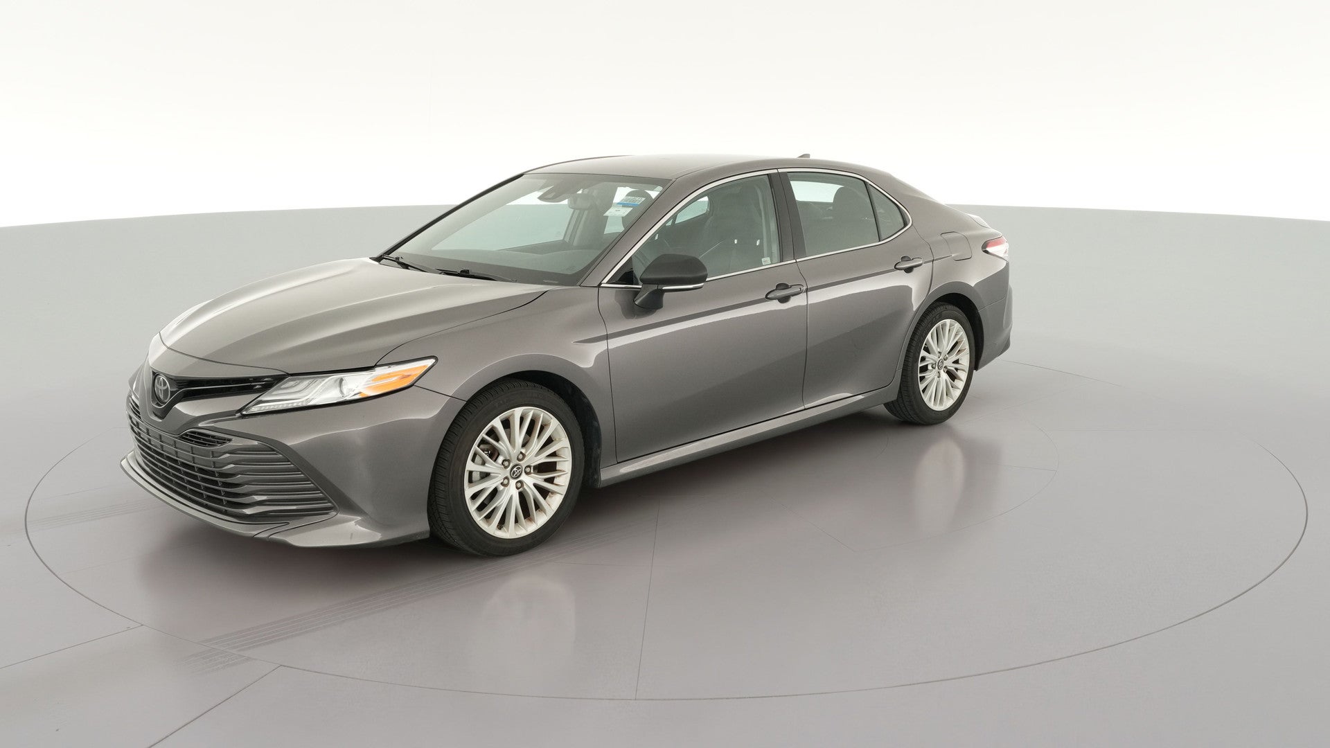 2019 Toyota Camry vehicle photo