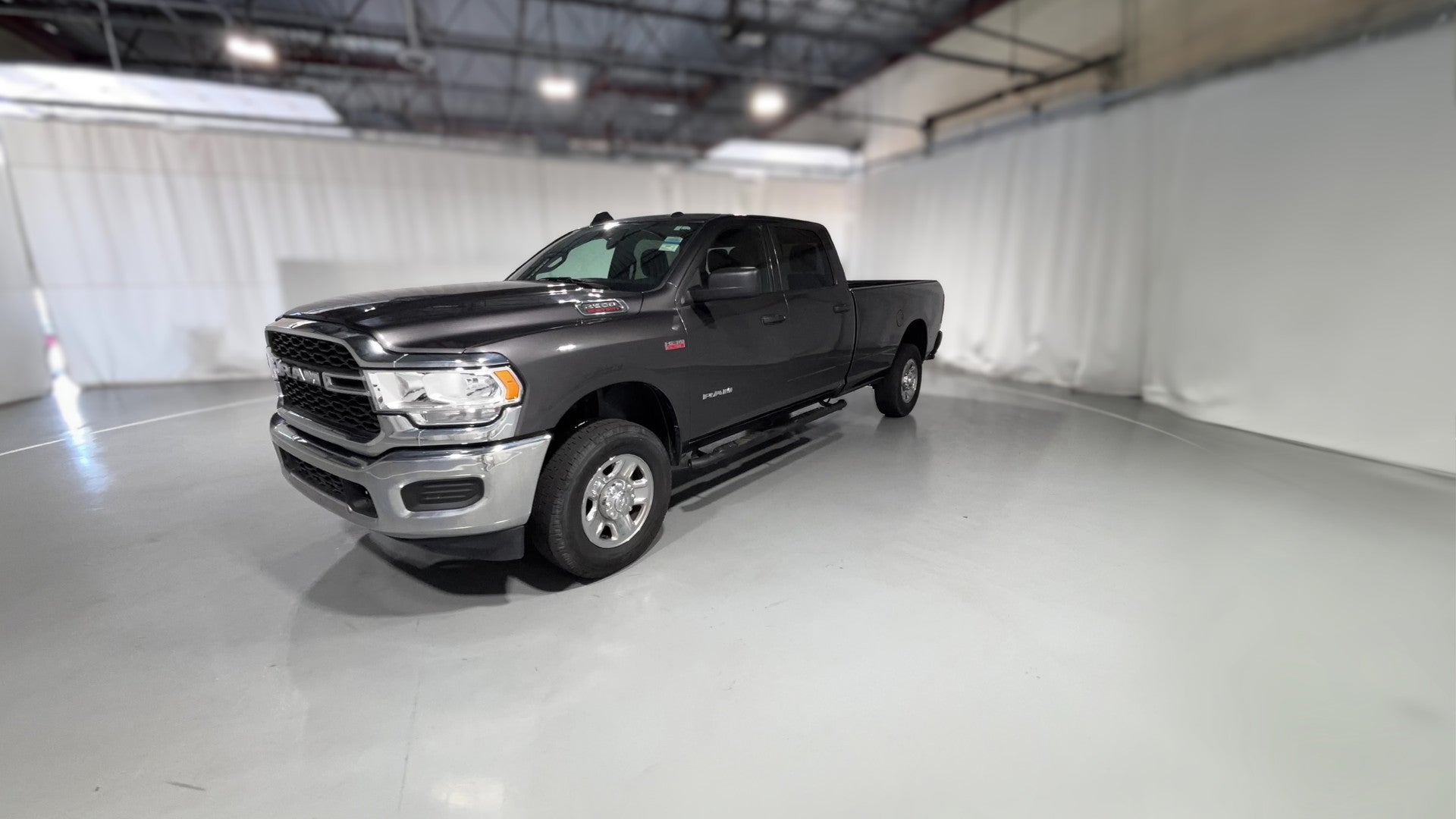 2022 Ram 2500 Crew Cab vehicle photo