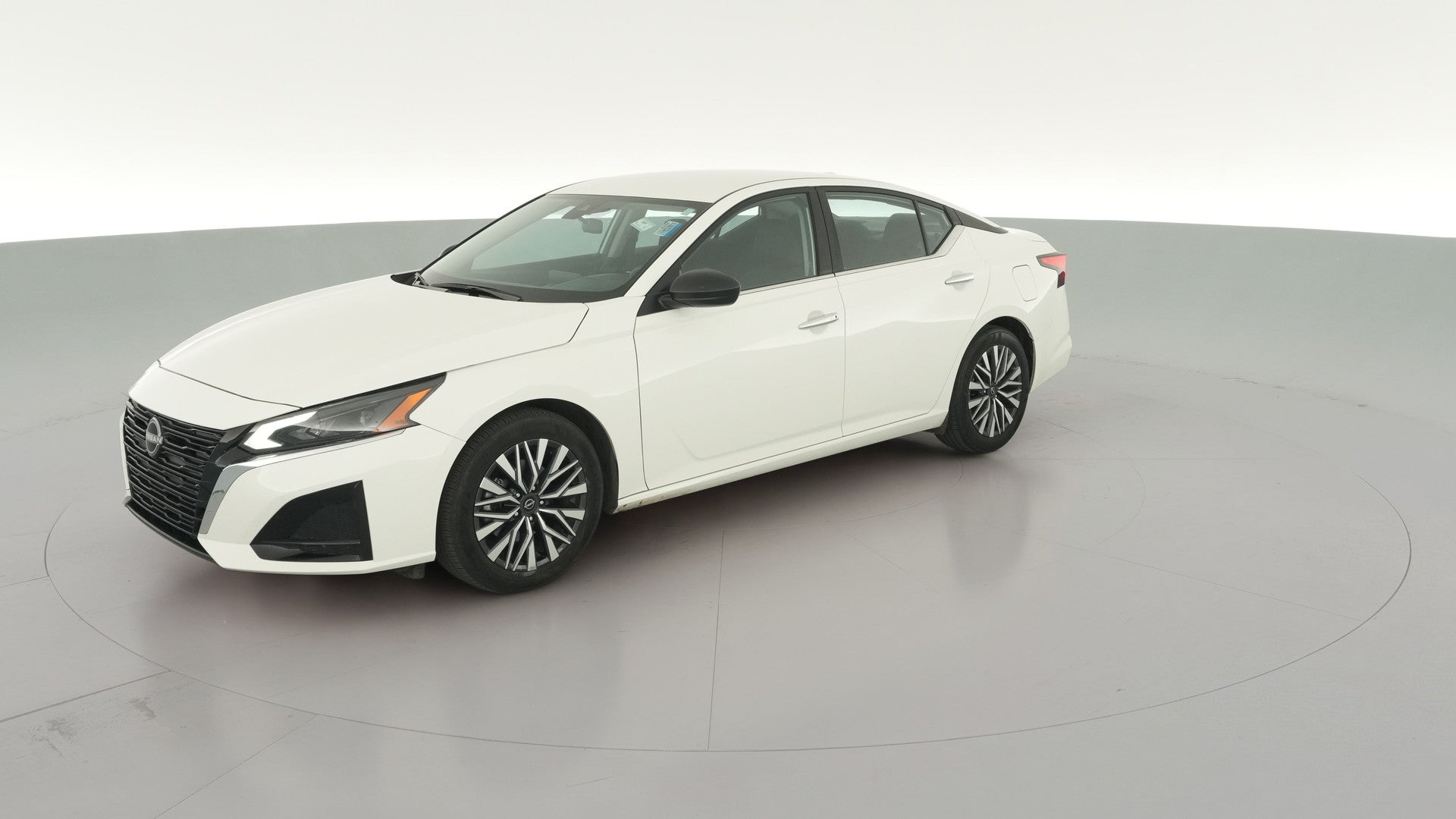 2025 Nissan Altima vehicle photo